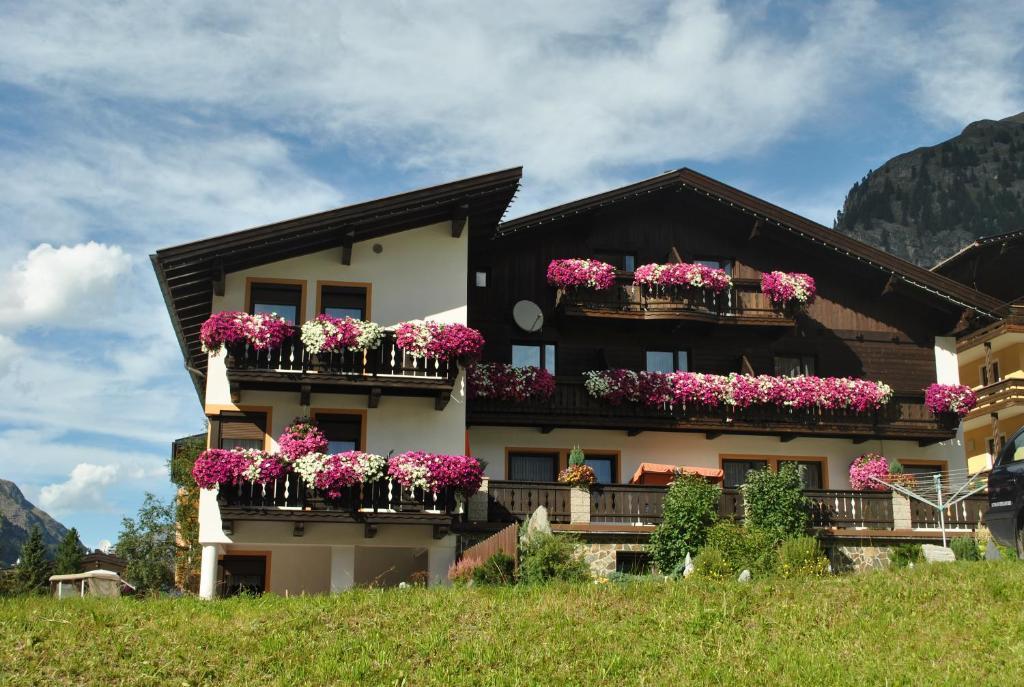 Haus Margret Bed & Breakfast Sankt Leonhard im Pitztal Ngoại thất bức ảnh