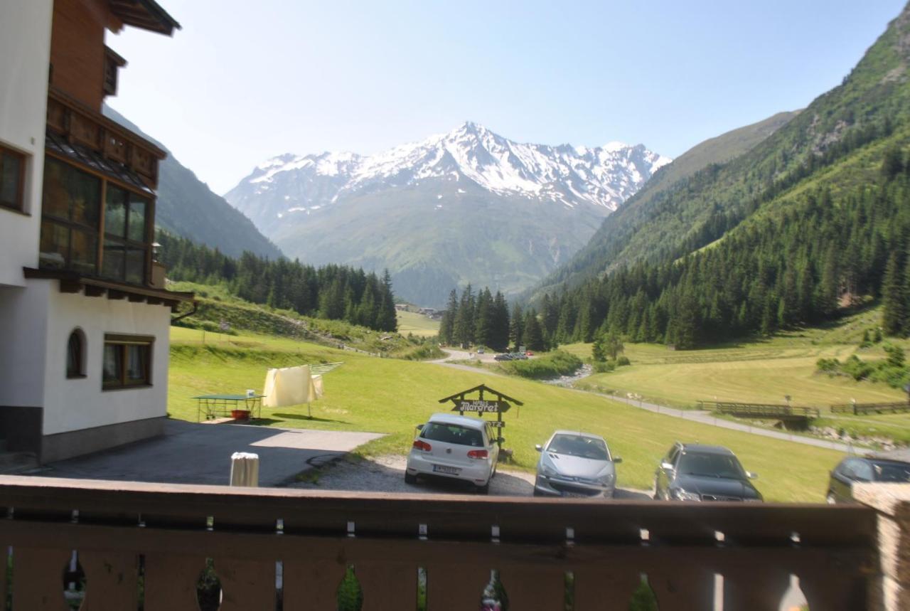 Haus Margret Bed & Breakfast Sankt Leonhard im Pitztal Ngoại thất bức ảnh